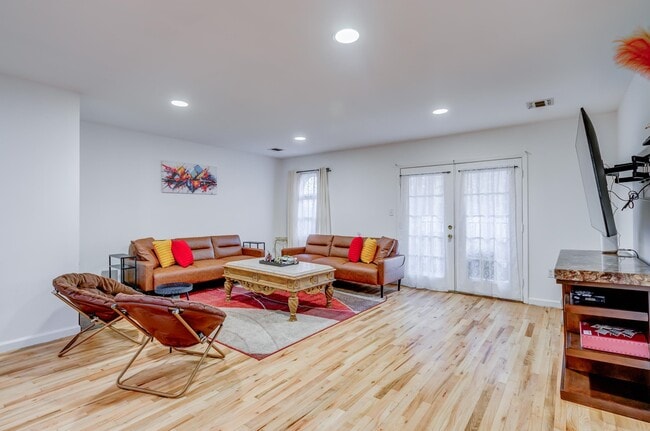 Photo - 34 Pamrapo Ave Unit 2