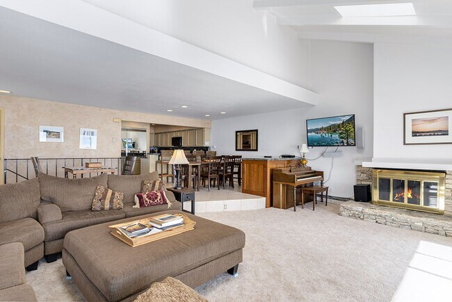 Photo - Incline Village Condo: Lakefront, Buoy, 3 Bedrooms, 3 Bathrooms