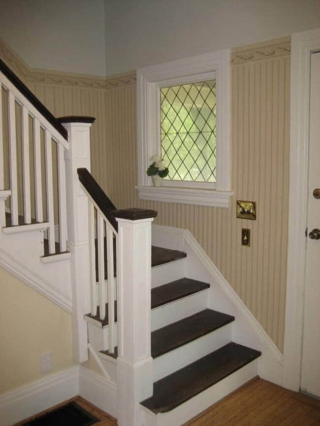 Photo - 221 Milburn St Unidad 7 Berkshire St