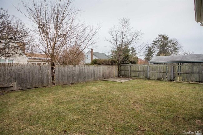 Photo - 343 Greengrove Ave