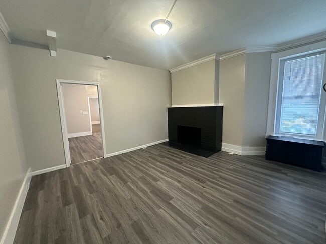 Photo - 832 N 5th St Unidad 1