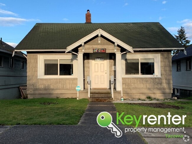 Building Photo - Centrally Located 3Bed/1.5Bath Tacoma Home!