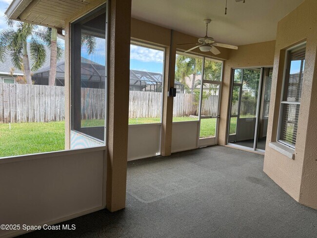 Photo - 5971 Newbury Cir