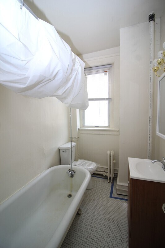 Photo - 6 E Read St Unit - #303