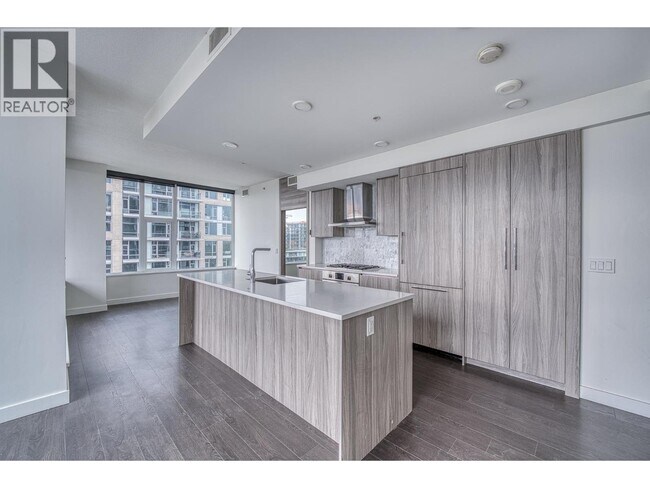 Photo - 3300 Ketcheson Rd Unit 1100