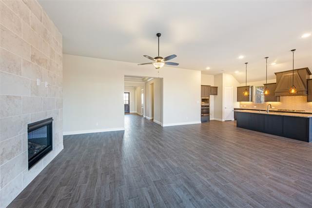 Photo - 2813 Carisbrooke St
