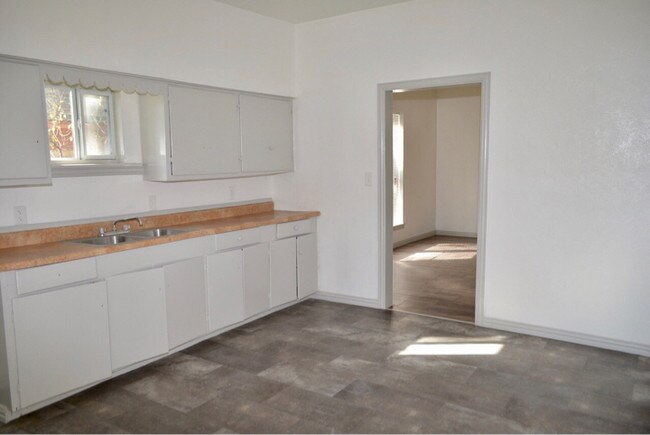 Photo - 308 N Catherine St