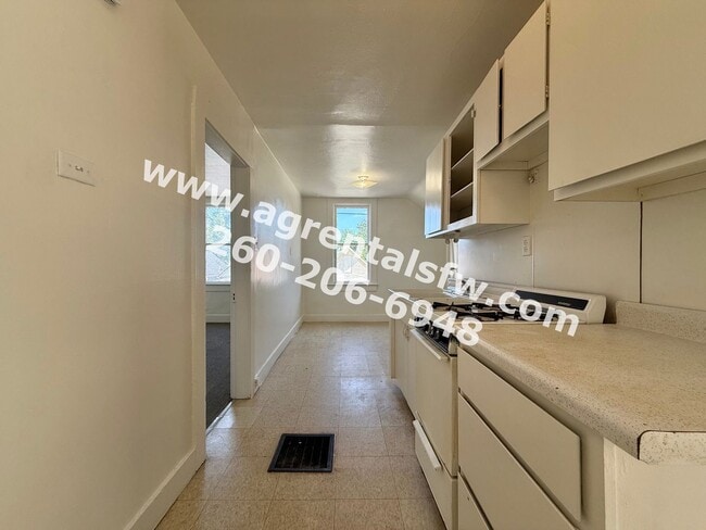Photo - 412 Nussbaum Ave Unit 412 1/2 Nussbaum Ave