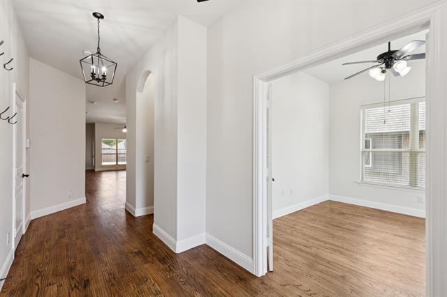 Photo - 512 Eastbrook Dr