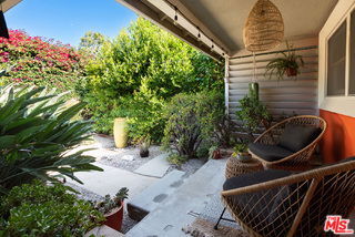 Photo - 4643 Nagle Ave