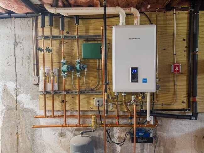 Photo - 9 Woodlund Ave