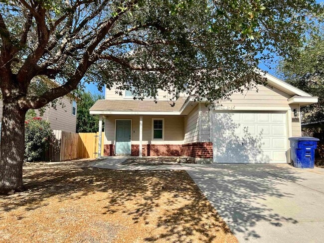 Building Photo - 17413 College Port Dr