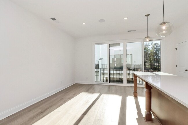 Photo - Stunning New Construction Townhome for Rent in Ballantyne