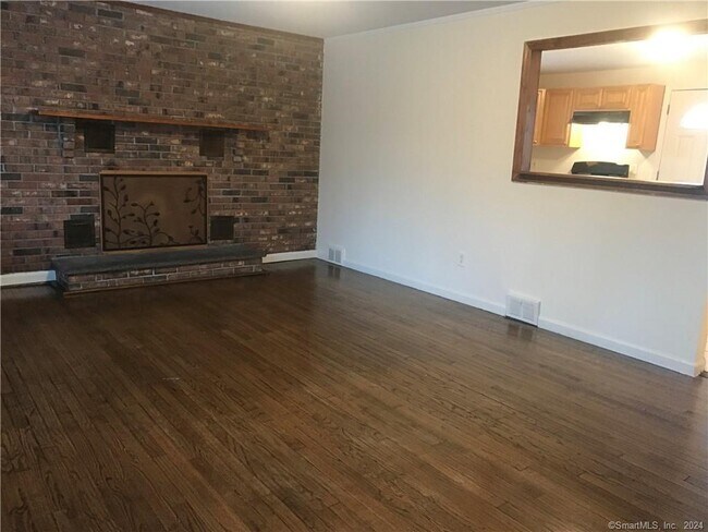 Photo - 366 Dayton Rd