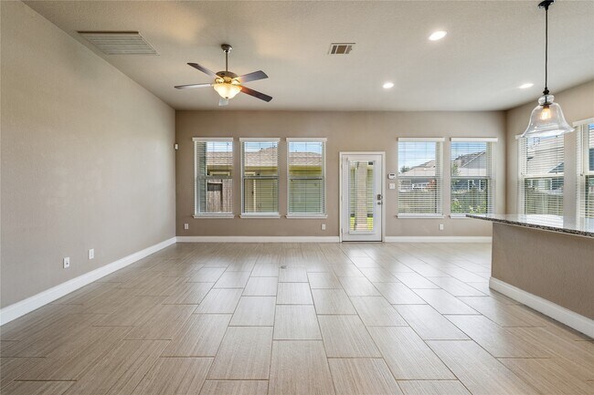 Photo - 16910 Canosa Dr