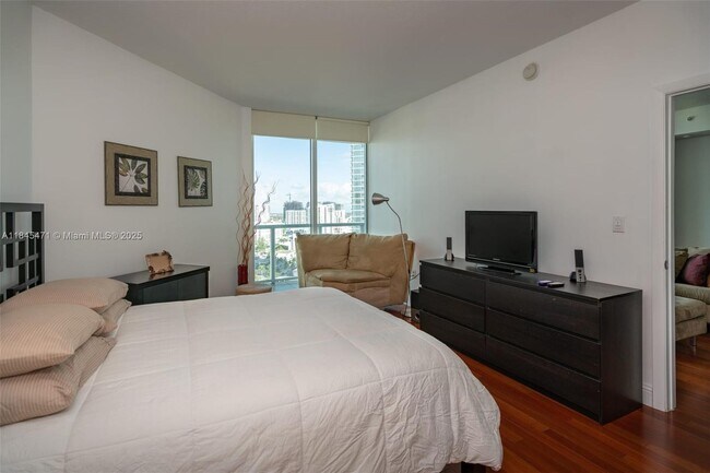 Photo - 1900 N Bayshore Dr Unit 2116