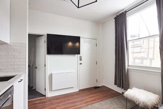 Photo - 331 Catherine St