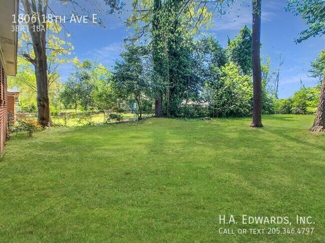 Photo - 1806 18th E Ave