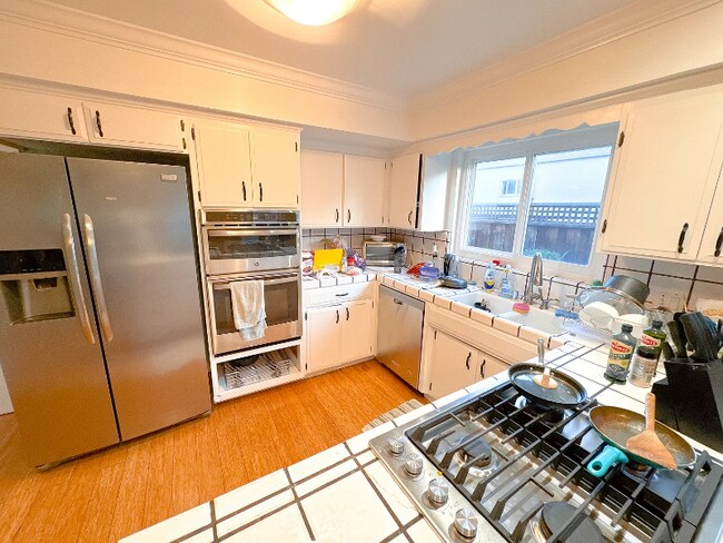 Photo - 106 Goldhunter Ct