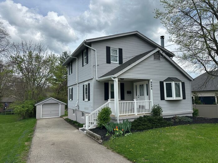 Fantastic home near downtown Blue Ash! - Fantastic home near downtown Blue Ash!