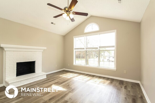 Photo - 148 Eagle Ct