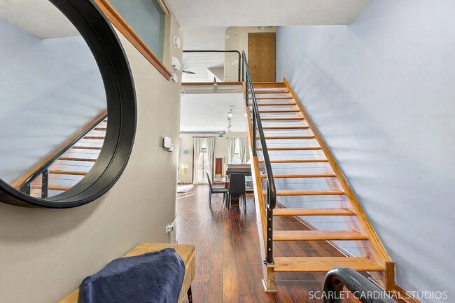 Photo - 1696 Simms St