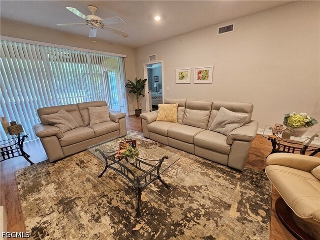 Photo - 10530 Amiata Way Unidad 103