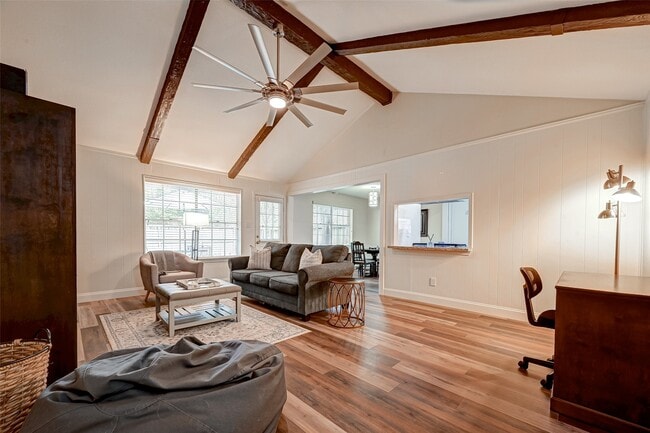Photo - 3903 Hermitage Hollow Ln