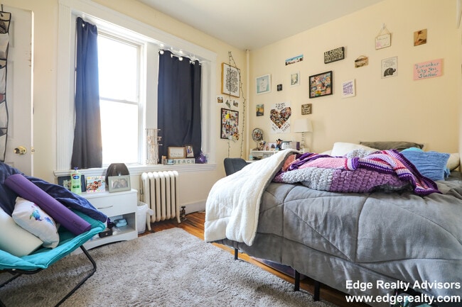 Photo - 74 Egmont St