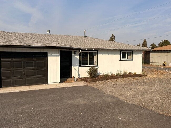 Photo - Charming Duplex in Desirable Neighborhood