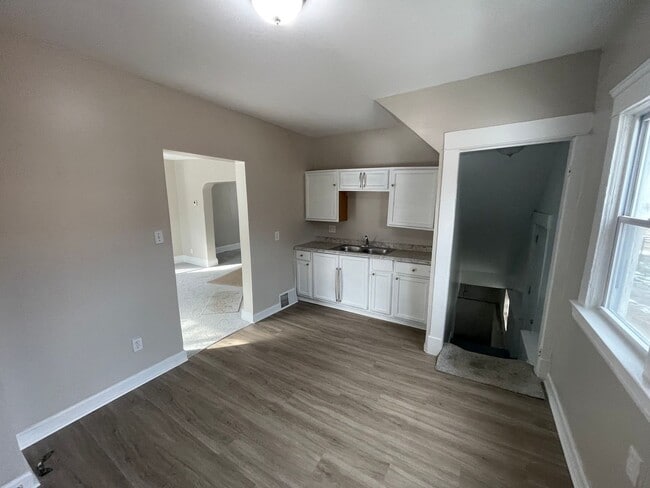 Photo - Section 8 & EDEN Accepted – Move-In Ready Comfort for Your Next Chapter in Cleveland!