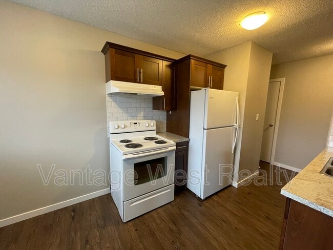 Photo - 235 Husch Rd