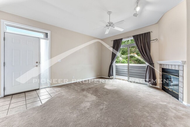 Photo - 8500 E Jefferson Ave