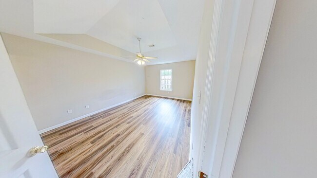 Photo - Columbia County TOWNHOME!