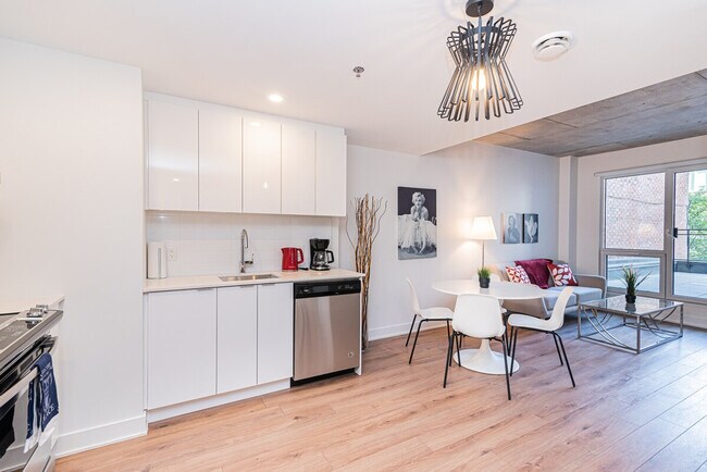 Photo - 540 Boul. de Maisonneuve E Unit ID1263261P