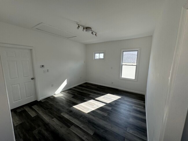 Photo - 1023 Bishop Evans Way Unit 2