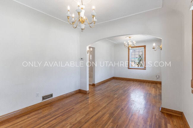 Photo - 244 S 400 E St