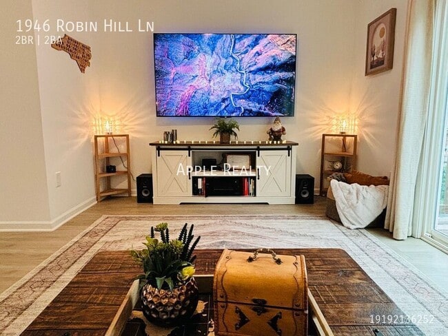 Photo - 1946 Robin Hill Ln