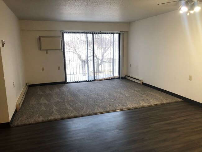 Photo - Fredrick Apartments