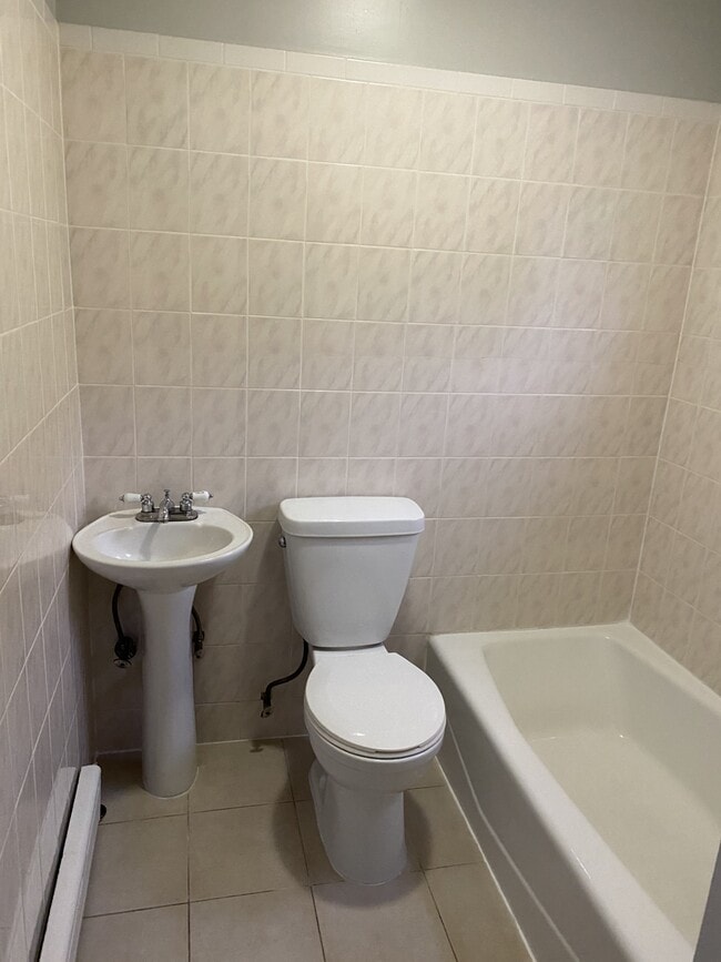 Photo - 34 Nobile St Unit Apartment