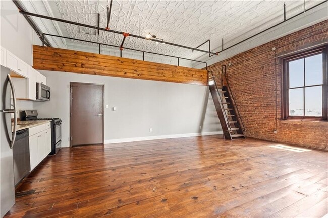 Photo - 558 St Francis St Unit 3E