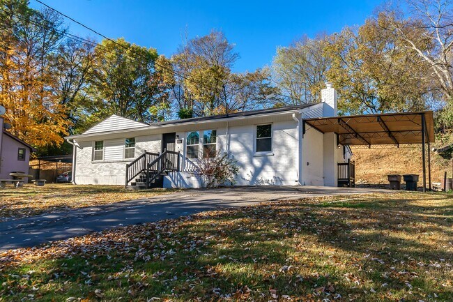 Photo - 4861 Torbay Dr