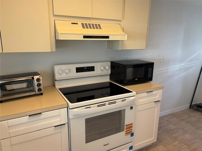 Photo - 5157 Silent Loop Unit 115