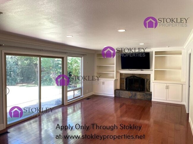 Photo - 25 Banbridge Pl