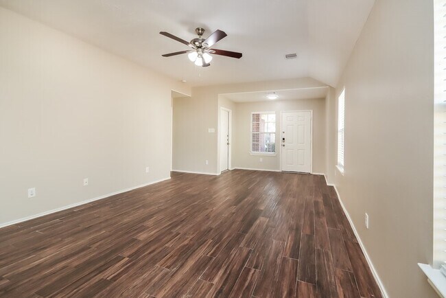 Photo - 4435 Plumeria Ave