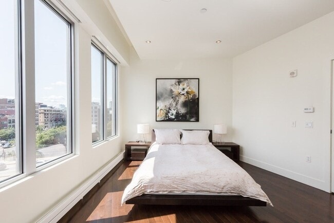 Photo - 360 Newbury St Unidad 407