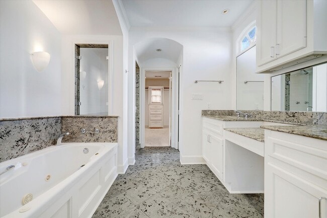 Photo - 2622 Westgate Dr