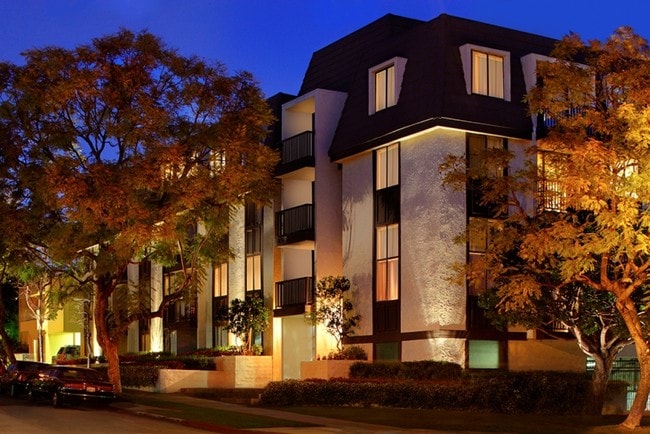 Photo - Barrington Kiowa