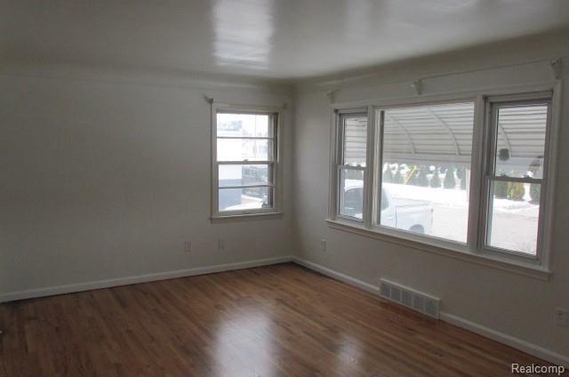 Photo - 1310 Mill St