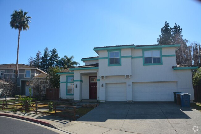 Building Photo - Antioch Golf Course area 5 bedroom, 3 bath... Rental